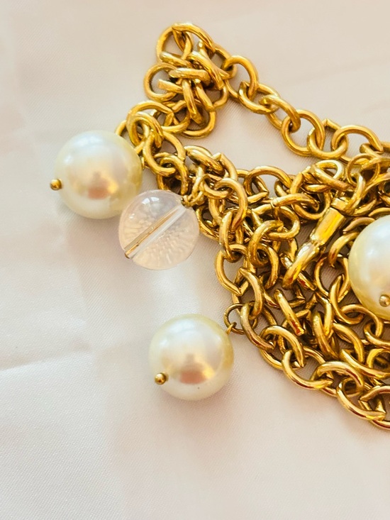 Coach Y2K Pearl and Charm Necklace - Picture 7 of 13